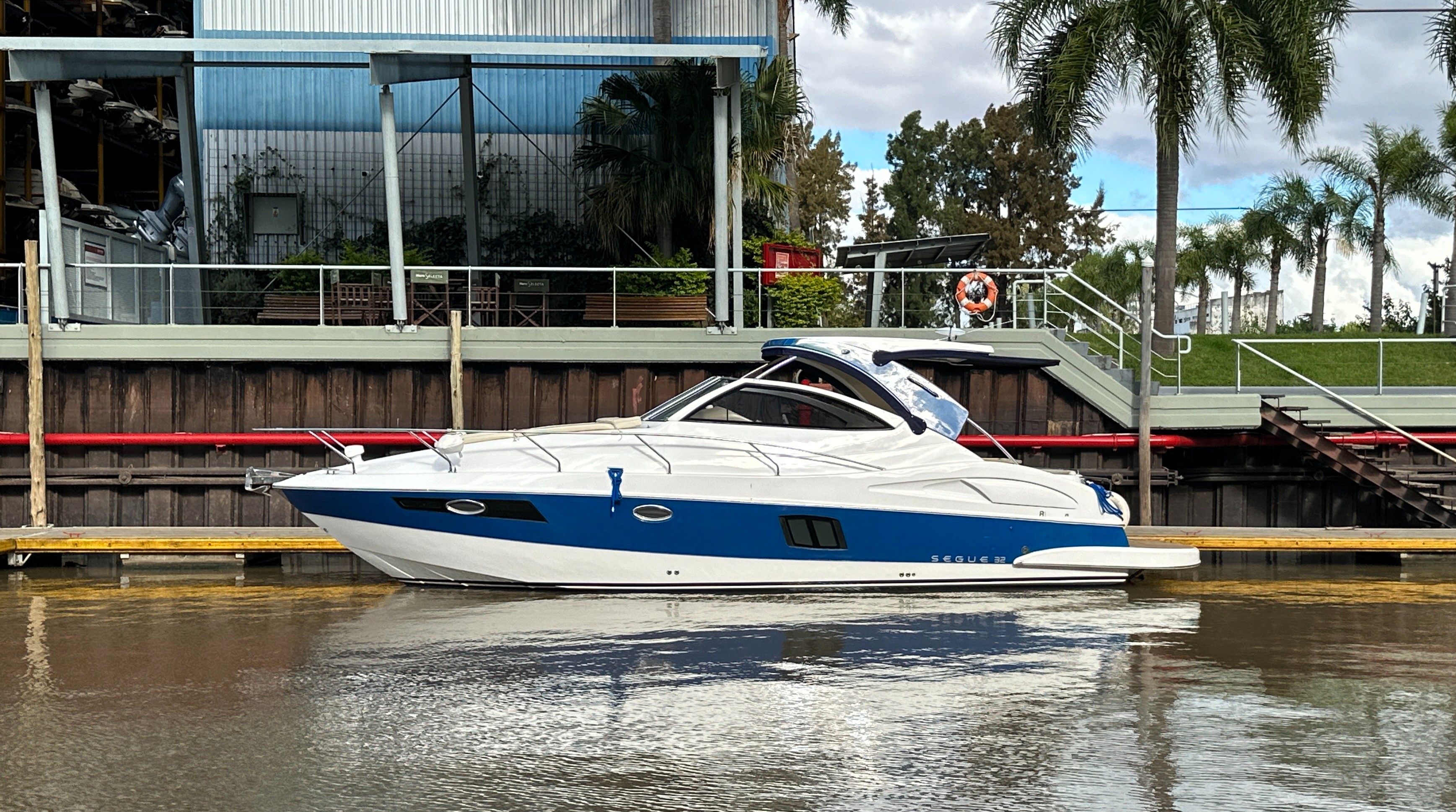 SEGUE 32 GT