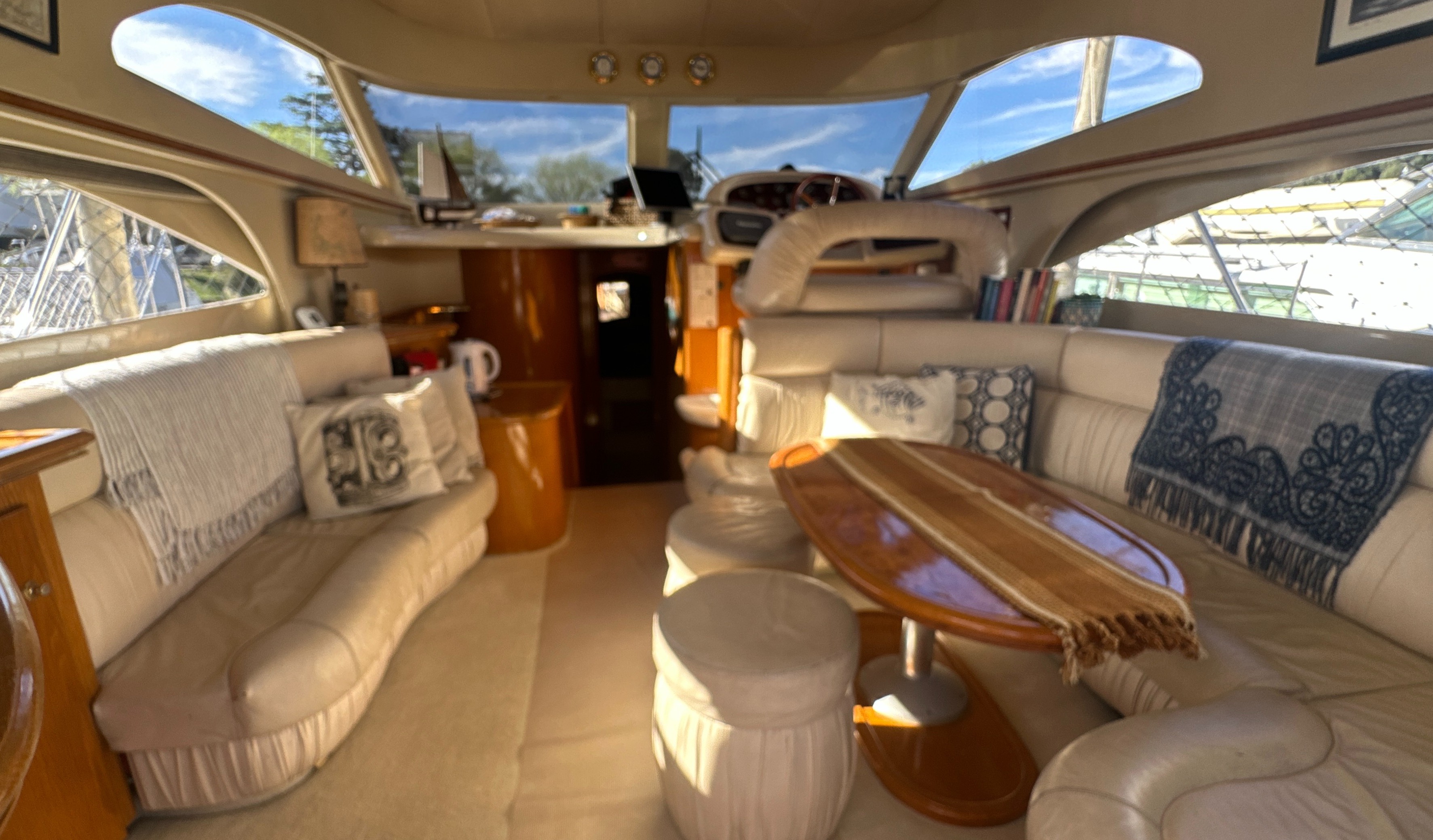 RIVIERA 42