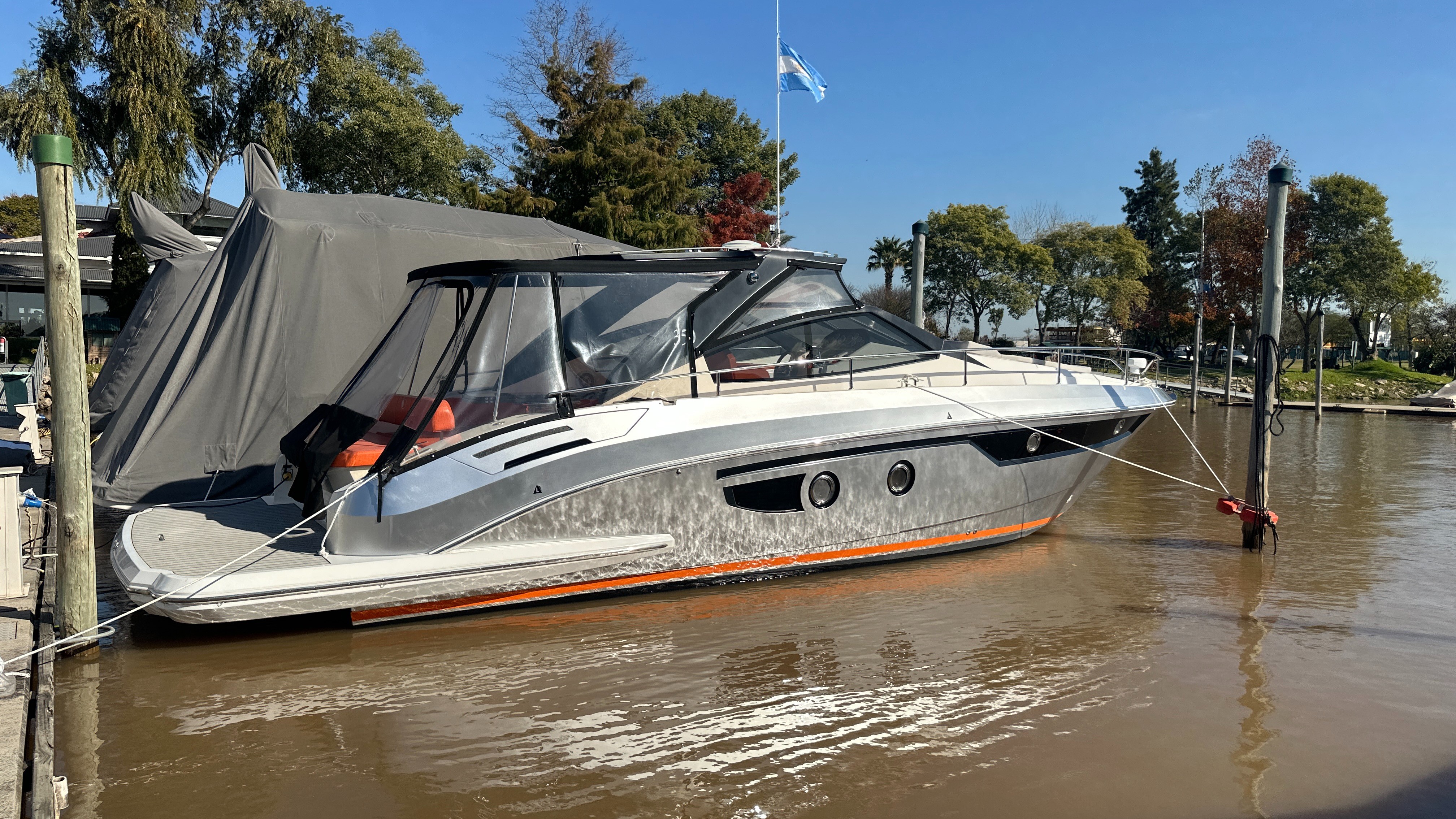 GENESIS 350